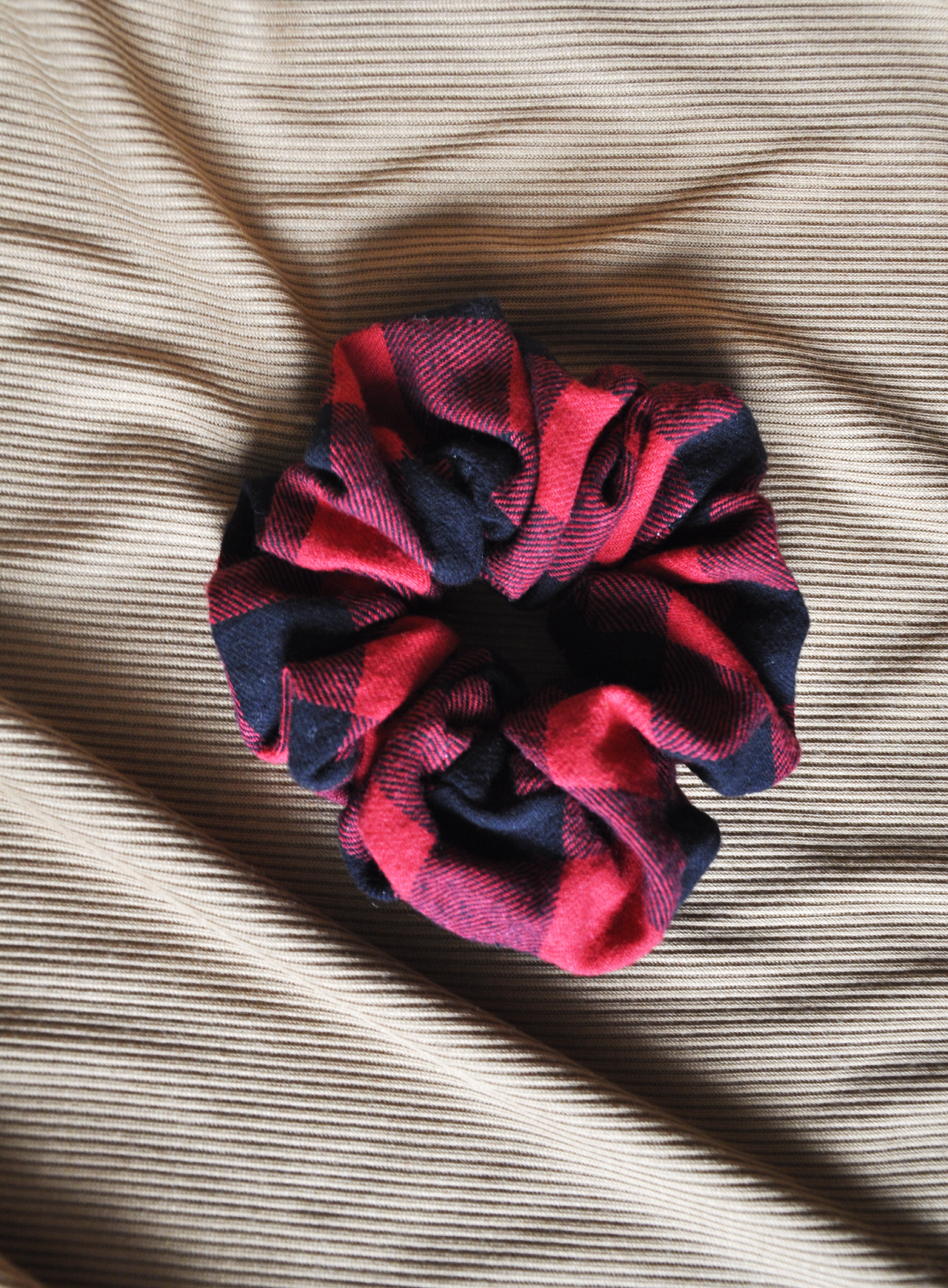 Handmade Red & Black Buffalo Check Hair Accessory Set | 4-Piece Scrunchie & Bow Bundle | Sustainable | One-of-a-kind | Eco-Friendly Gift
