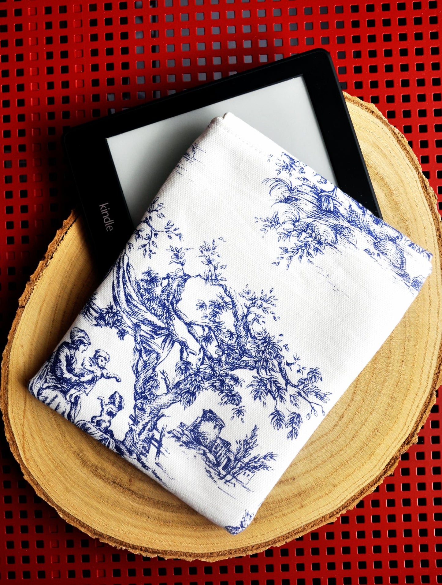 One-of-a-Kind Toile De Jouy Kindle Fabric Padded Sleeve. Blue and White