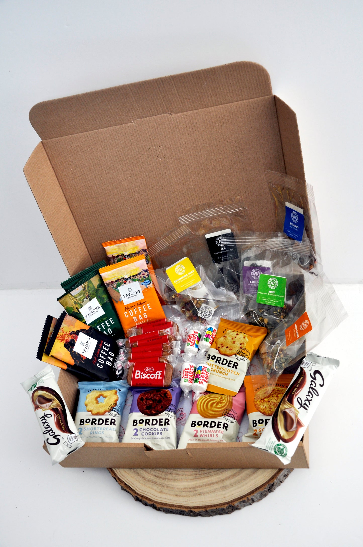 Large Tea Coffee and Biscuits Gift Box, Hot Drinks Hamper with biscuits and chocolate