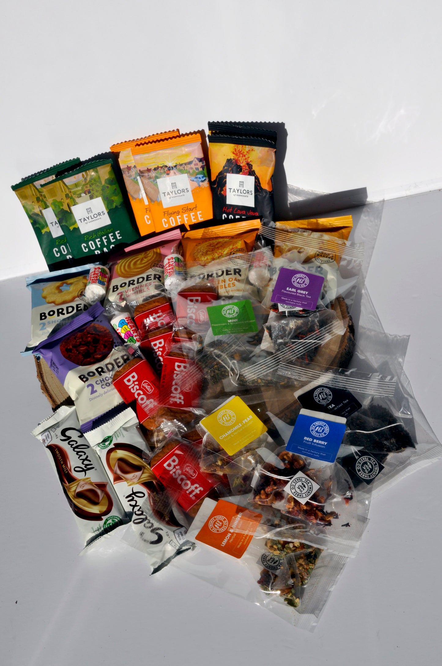 Large Tea Coffee and Biscuits Gift Box, Hot Drinks Hamper with biscuits and chocolate