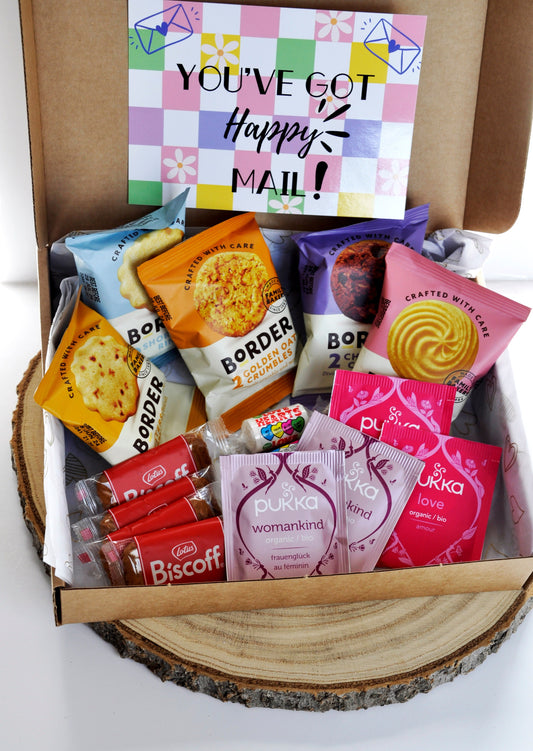 Medium Tea and Biscuits Afternoon Tea Gift Hamper Pukka Tea